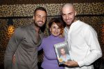 Amsterdam 10 februari 2020
Boek presentatie Donny Roelvink bij Mama Kelly.
Zijn ouders Dries Lucienne Kenter en broer Dave waren natuurlijk aanwezig.