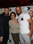 Amsterdam, 20 Februari 2020
Presentatie ondergoed en jogging kleding
door Lidl Gebroeders Dave Roelvink Donny Roelvink en ouders Dries Roelvink Honoria Roelvink Lucienne Kenter