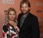 Amsterdam 3 februari 2020
Premiere verliefd op ibiza in het deLamar theater. 
Diede in t Veld en partner Esther Pierweijer
