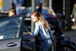 Amsterdam 7 februari 2020
Doutzen Kroes en haar man Sunnery James doen boodschappen met hun dochtertje op de cornelis schuytstraat