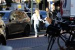 Amsterdam 7 februari 2020
Doutzen Kroes en haar man Sunnery James doen boodschappen met hun dochtertje op de cornelis schuytstraat