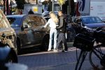 Amsterdam 7 februari 2020
Doutzen Kroes en haar man Sunnery James doen boodschappen met hun dochtertje op de cornelis schuytstraat