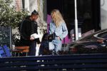 Amsterdam 7 februari 2020
Doutzen Kroes en haar man Sunnery James doen boodschappen met hun dochtertje op de cornelis schuytstraat