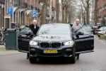 Amsterdam 8 februari 2020
Dries Roelvink en zijn beste vriend Gunther met de BMW X4 in Amsterdam zuid