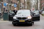 Amsterdam 8 februari 2020
Dries Roelvink en zijn beste vriend Gunther met de BMW X4 in Amsterdam zuid