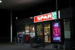 Monnickendam 13 februari 2020
Combinatie van ESSO benzinepomp en spar supermarkt.