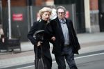 Amsterdam 19 januari 2020
Herdenkingsdienst Martin Elfrink de partner van Andre v Duin die afgelopen maandag overleden is . De Dienst was in het deLamar theater. Ferry de Groot met vrouw