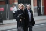 Amsterdam 19 januari 2020
Herdenkingsdienst Martin Elfrink de partner van Andre v Duin die afgelopen maandag overleden is . De Dienst was in het deLamar theater. Ferry de Groot met vrouw