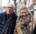 Amsterdam 1 maart 2020
Gaston Starreveld met zijn vrouw bvij de beethovenstraat.