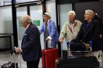 Schiphol 28 februari 2020
Aankomst Willibrord Frequin Barry Stevens Gerard Cox en Peter Faber op schiphol na de opnames van hun programma beter laat dan nooit.