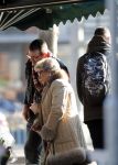Amsterdam 7 februari 2020
Hansje Boonstra doet samen met haar zoon booddschappen in een biro karretje