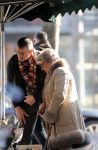Amsterdam 7 februari 2020
Hansje Boonstra doet samen met haar zoon booddschappen in een biro karretje
