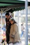 Amsterdam 7 februari 2020
Hansje Boonstra doet samen met haar zoon booddschappen in een biro karretje