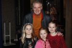 Amsterdam26 januari 2020
Prinses Margarita met haar man Tjalling ten Cate en hun dochters Julia en Paola bij Jumping Amsterdam in de RAI. Heini Otto met kleinkinderen