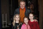 Amsterdam26 januari 2020
Prinses Margarita met haar man Tjalling ten Cate en hun dochters Julia en Paola bij Jumping Amsterdam in de RAI. Heini Otto met kleinkinderen