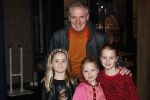 Amsterdam26 januari 2020
Prinses Margarita met haar man Tjalling ten Cate en hun dochters Julia en Paola bij Jumping Amsterdam in de RAI. Heini Otto met kleinkinderen