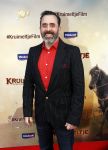 Amsterdam 1 februari 2020
Premiere Kruimeltje in Tuschinski. Horrace Cohen met zijn dochetrs