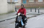 Rotterdam 17 januari 2020
Imanuelle Grives op haar scooter in Rotterdam.