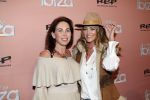 Amsterdam 3 februari 2020
Premiere verliefd op ibiza in het deLamar theater. Inge de Bruijn met een vriendin