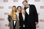 Rotterdam 8 maart 2020
Premiere Hello Dolly in het nieuwe Luxor. Jan Rot met zijn vrouw en kinderen