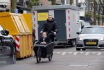 Amsterdam 29 januari 2020
Johnny Heitinga met dochter Jezebel in bakfiets