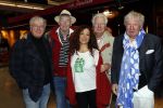 Schiphol 4 februari 2020
Katja Schuurman Peter Faber Willibrord Frequin Gerard Cox en Barrie Stevens vertrekkenb vanaf schiphol naar Suriname voor de opnames van het RTL4 programma Beter laat dan ooit.