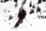 Lech 25 februari 2020
Fotouurtje Koninklijke familie. Aanwezig Koning Willem Alexander Koningin Maxima Prinses Amalia Alexia Ariane Prinses Beatrix Prins Constantijn Prinses laurentien Gravin Eloise Graaf Claus Casimir en Gravin Leonore .