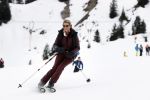 Lech 25 februari 2020
Fotouurtje Koninklijke familie. Aanwezig Koning Willem Alexander Koningin Maxima Prinses Amalia Alexia Ariane Prinses Beatrix Prins Constantijn Prinses laurentien Gravin Eloise Graaf Claus Casimir en Gravin Leonore .