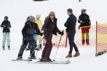 Lech 25 februari 2020
Fotouurtje Koninklijke familie. Aanwezig Koning Willem Alexander Koningin Maxima Prinses Amalia Alexia Ariane Prinses Beatrix Prins Constantijn Prinses laurentien Gravin Eloise Graaf Claus Casimir en Gravin Leonore .