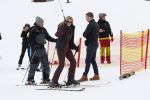 Lech 25 februari 2020
Fotouurtje Koninklijke familie. Aanwezig Koning Willem Alexander Koningin Maxima Prinses Amalia Alexia Ariane Prinses Beatrix Prins Constantijn Prinses laurentien Gravin Eloise Graaf Claus Casimir en Gravin Leonore .