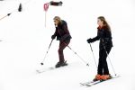 Lech 25 februari 2020
Fotouurtje Koninklijke familie. Aanwezig Koning Willem Alexander Koningin Maxima Prinses Amalia Alexia Ariane Prinses Beatrix Prins Constantijn Prinses laurentien Gravin Eloise Graaf Claus Casimir en Gravin Leonore .