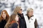 Lech 25 februari 2020
Fotouurtje Koninklijke familie. Aanwezig Koning Willem Alexander Koningin Maxima Prinses Amalia Alexia Ariane Prinses Beatrix Prins Constantijn Prinses laurentien Gravin Eloise Graaf Claus Casimir en Gravin Leonore .