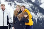 Lech 25 februari 2020
Fotouurtje Koninklijke familie. Aanwezig Koning Willem Alexander Koningin Maxima Prinses Amalia Alexia Ariane Prinses Beatrix Prins Constantijn Prinses laurentien Gravin Eloise Graaf Claus Casimir en Gravin Leonore .