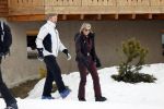 Lech 25 februari 2020
Fotouurtje Koninklijke familie. Aanwezig Koning Willem Alexander Koningin Maxima Prinses Amalia Alexia Ariane Prinses Beatrix Prins Constantijn Prinses laurentien Gravin Eloise Graaf Claus Casimir en Gravin Leonore .