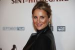 Amsterdam 10 februari 2020
Premiere van de beentjes van Sint Hildegard in Tuschinski met in de hoofdrollen Herman Finkers Johanna ter Steege Leonie ter Braak Ferdi Stofmeel en Daphne Bunskoek . Lieke v Lexmond met haar man Bas v Veggel