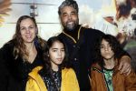 Amsterdam 12 januari 2020
Premiere Dolittle in pathe Arena. London Loy kwam met vrouw en kinderen
