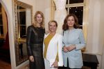 Nuland 28 januari 2020
Opening nieuwe winkel Addy v d Krommenacker in Villa Maasdonk. Mariska v Kolck Mona Keijzer en Liz Snoijink