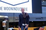Nieuwegein 9 februari 202
Martien Meiland geeft soort van presentatie bij de woningindustrie.