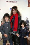 Amsterdam 1 februari 2020
Premiere Kruimeltje in Tuschinski. Niama Amhali met zoons en kennisen