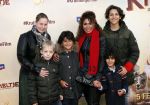Amsterdam 1 februari 2020
Premiere Kruimeltje in Tuschinski. Niama Amhali met zoons en kennisen