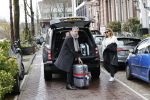 Amsterdam 13 februari 2020
Ruud de Wild en Olcay Gulsen komen met koffers aan bij het huis van Olcay. Olcay was naar istanbul geweest voor opnames en Ruud heeft haar opgehaald op schiphol.