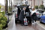 Amsterdam 13 februari 2020
Ruud de Wild en Olcay Gulsen komen met koffers aan bij het huis van Olcay. Olcay was naar istanbul geweest voor opnames en Ruud heeft haar opgehaald op schiphol.