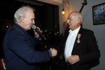 Hilversum 5 januari 2020
Peter Koelewijn krijgt een lintje van Burgemeester Pieter Broertjes.
Event vond plaats in de wisseloord studios.