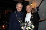 Hilversum 5 januari 2020
Peter Koelewijn krijgt een lintje van Burgemeester Pieter Broertjes.
Event vond plaats in de wisseloord studios.