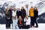 Lech 25 februari 2020
Fotouurtje Koninklijke familie. Aanwezig Koning Willem Alexander Koningin Maxima Prinses Amalia Alexia Ariane Prinses Beatrix Prins Constantijn Prinses laurentien Gravin Eloise Graaf Claus Casimir en Gravin Leonore .