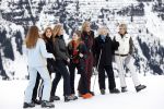 Lech 25 februari 2020
Fotouurtje Koninklijke familie. Aanwezig Koning Willem Alexander Koningin Maxima Prinses Amalia Alexia Ariane Prinses Beatrix Prins Constantijn Prinses laurentien Gravin Eloise Graaf Claus Casimir en Gravin Leonore .