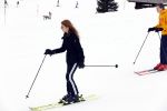 Lech 25 februari 2020
Fotouurtje Koninklijke familie. Aanwezig Koning Willem Alexander Koningin Maxima Prinses Amalia Alexia Ariane Prinses Beatrix Prins Constantijn Prinses laurentien Gravin Eloise Graaf Claus Casimir en Gravin Leonore .