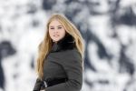 Lech 25 februari 2020
Fotouurtje Koninklijke familie. Aanwezig Koning Willem Alexander Koningin Maxima Prinses Amalia Alexia Ariane Prinses Beatrix Prins Constantijn Prinses laurentien Gravin Eloise Graaf Claus Casimir en Gravin Leonore .
