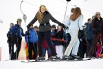 Lech 25 februari 2020
Fotouurtje Koninklijke familie. Aanwezig Koning Willem Alexander Koningin Maxima Prinses Amalia Alexia Ariane Prinses Beatrix Prins Constantijn Prinses laurentien Gravin Eloise Graaf Claus Casimir en Gravin Leonore .