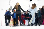 Lech 25 februari 2020
Fotouurtje Koninklijke familie. Aanwezig Koning Willem Alexander Koningin Maxima Prinses Amalia Alexia Ariane Prinses Beatrix Prins Constantijn Prinses laurentien Gravin Eloise Graaf Claus Casimir en Gravin Leonore .